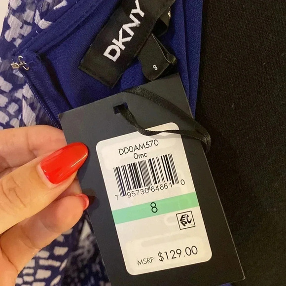 DKNY dress size 8 NWT - Picture 7 of 7